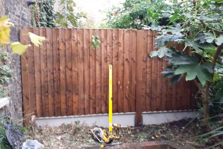 Fencing Contractors Elephant And Castle