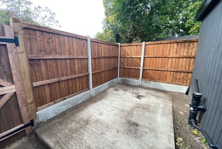 Fencing Contractors Near Me